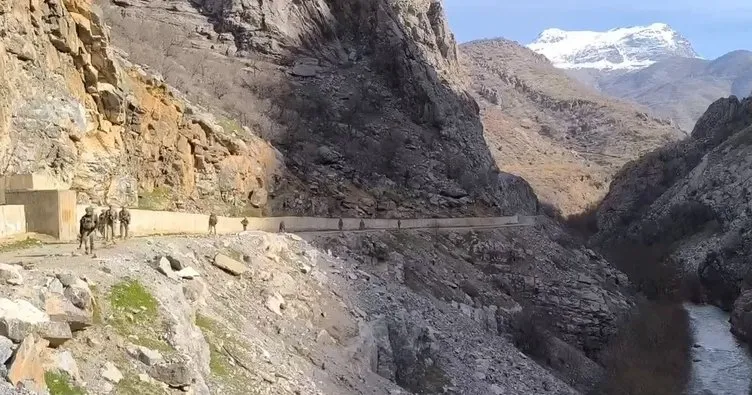 Mağarada PKK’ya ait malzemeler ele geçirildi