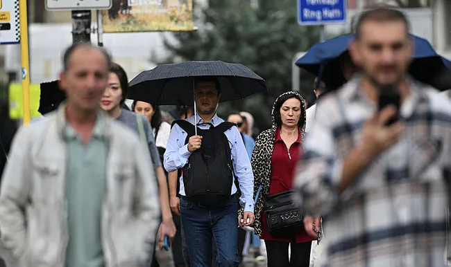 Meteoroloji'den İstanbul için son dakika uyarısı! Sağanak yağış geliyor: Saat verildi