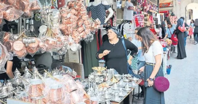 Hoşgörü kentinin göz bebeği: Uzun Çarşı