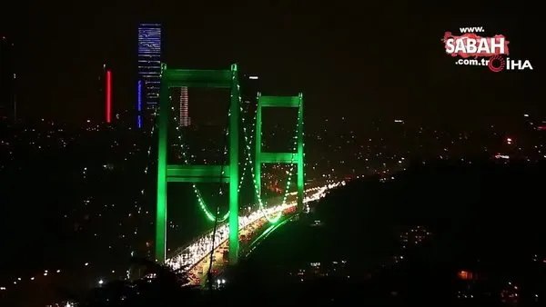 İstanbul’da köprüler yeşil renk ile aydınlatıldı | Video