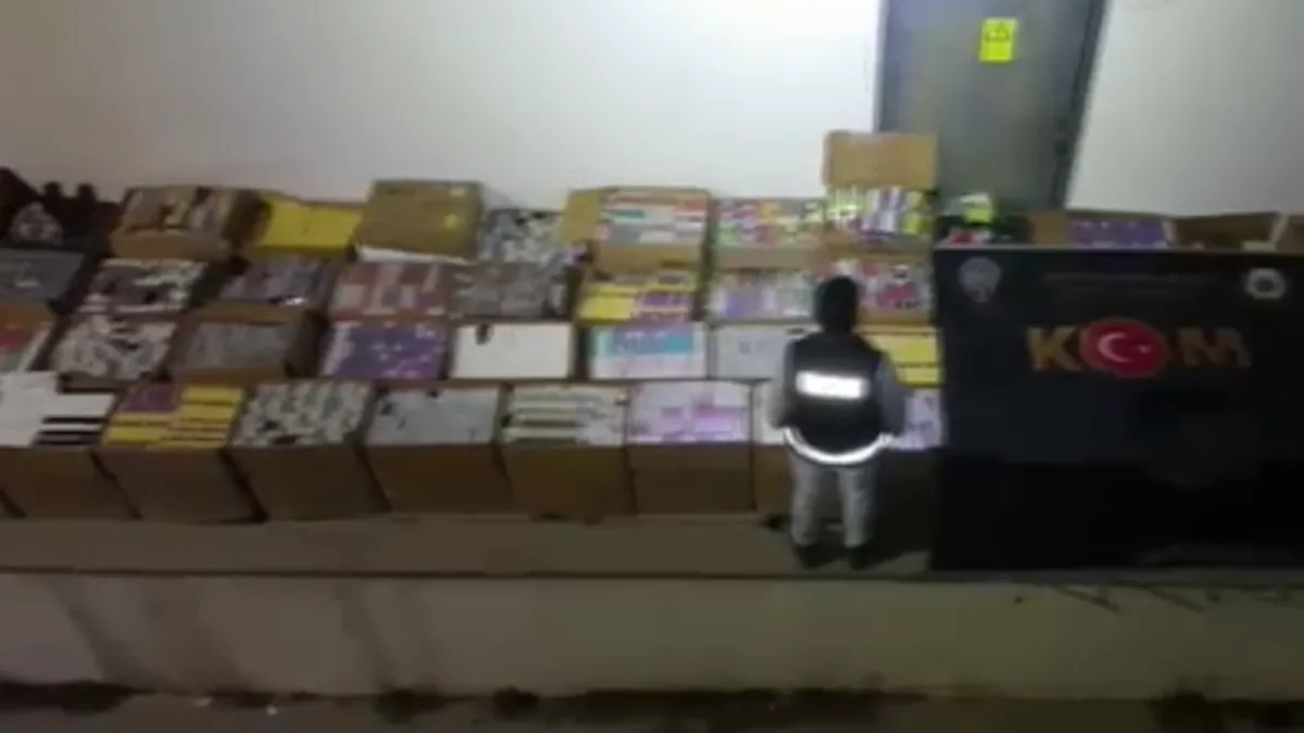 Afyonkarahisar’da dev operasyonla ele geçirildi: Piyasa değeri tam 27 milyon! Afyonkarahisar’da dev operasyonla ele geçirildi: Piyasa değeri tam 27 milyon!