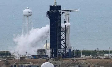 SpaceX’in ilk insanlı uzay mekiği denemesi hava koşulları nedeniyle ertelendi