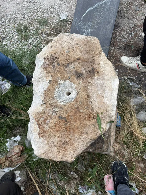cami-onundeki-kaideyi-kepceyle-sokup-cekiciyle-caldilar-3-supheli-gozaltinda-1792489294316.jpg