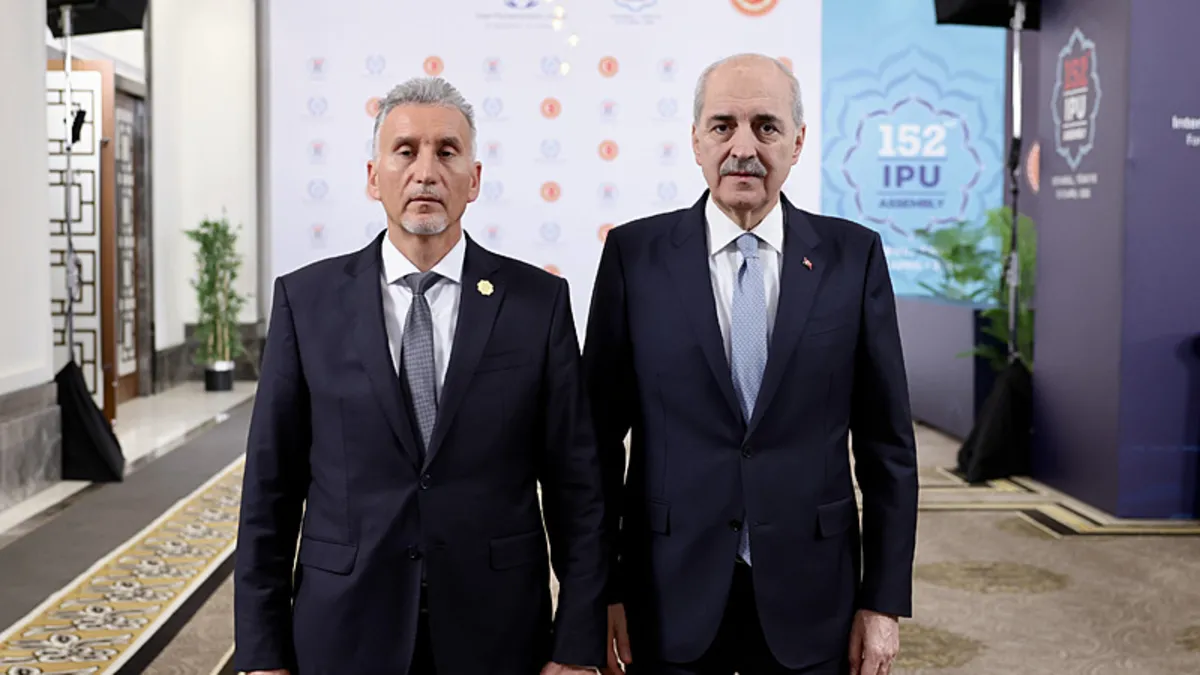 Kurtulmuş, Bosna Hersek Halklar Meclisi Başkanı Ademoviç ile bir araya geldi Kurtulmuş, Bosna Hersek Halklar Meclisi Başkanı Ademoviç ile bir araya geldi