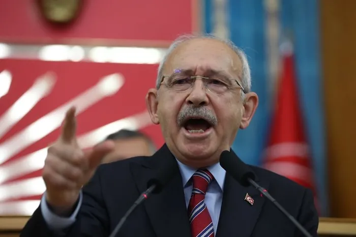 halk-tv-ile-yapilan-anlasmayi-gormezden-geldi-piskin-piskin-basin-ozgurlugu-yok-dedi-kilicdaroglu-vatandasin-a-1690283089602.jpg Halk TV ile yapılan anlaşmayı görmezden geldi, pişkin pişkin 'Basın özgürlüğü yok' dedi! Kılıçdaroğlu vatandaşın aklıyla alay etti...