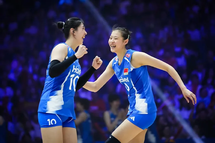 FIVB Voleybol Milletler Ligi puan durumu güncellendi! Filenin Sultanları’nın yeni yeri belli oldu
