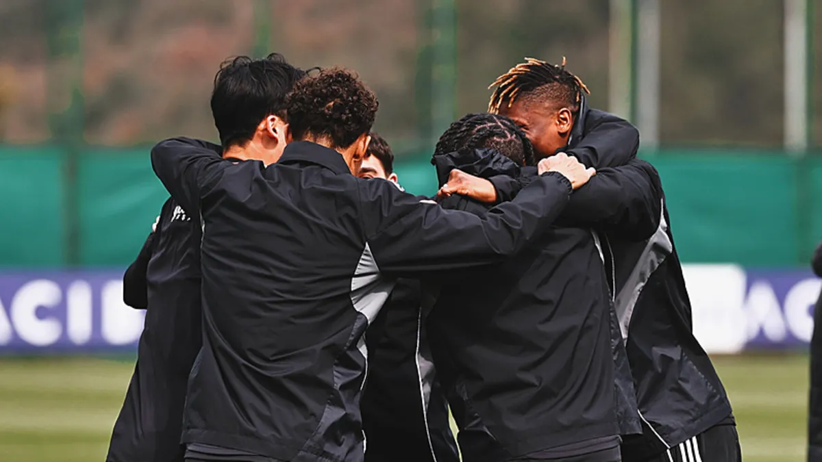 Beşiktaş’ın Gençlerbirliği maçı kamp kadrosu açıklandı Beşiktaş’ın Gençlerbirliği maçı kamp kadrosu açıklandı