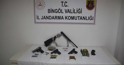 Bingöl’de jandarmadan kırsalda silah ve uyuşturucu operasyonu #bingol