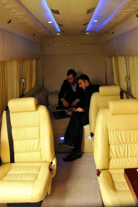 Katar Emiri’ne özel minibüs