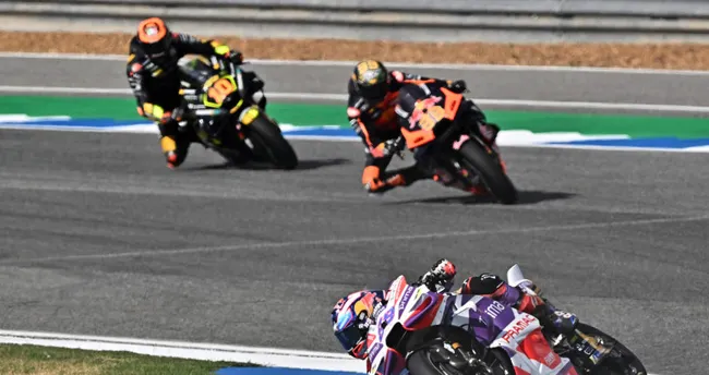 MotoGP’nin Tayland ayağındaki sprint yarışında Jorge Martin birinci oldu MotoGP’nin Tayland ayağındaki sprint yarışında Jorge Martin birinci oldu