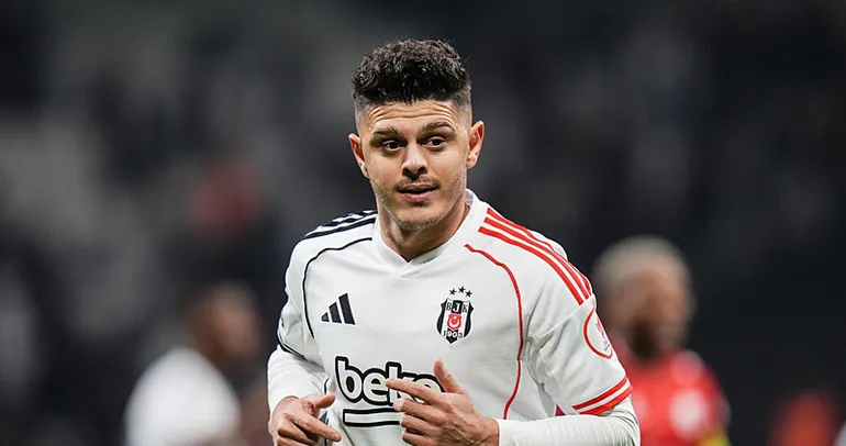 Milot Rashica: Mutluyum, gururluyum!