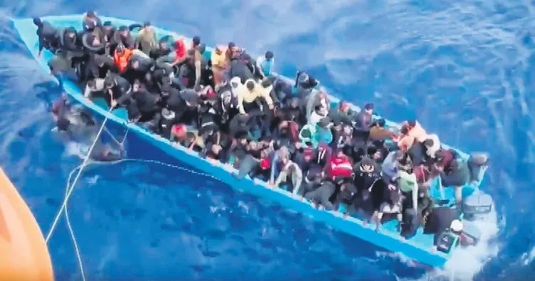Ölüme itilen göçmenleri Türk gemiciler kurtardı