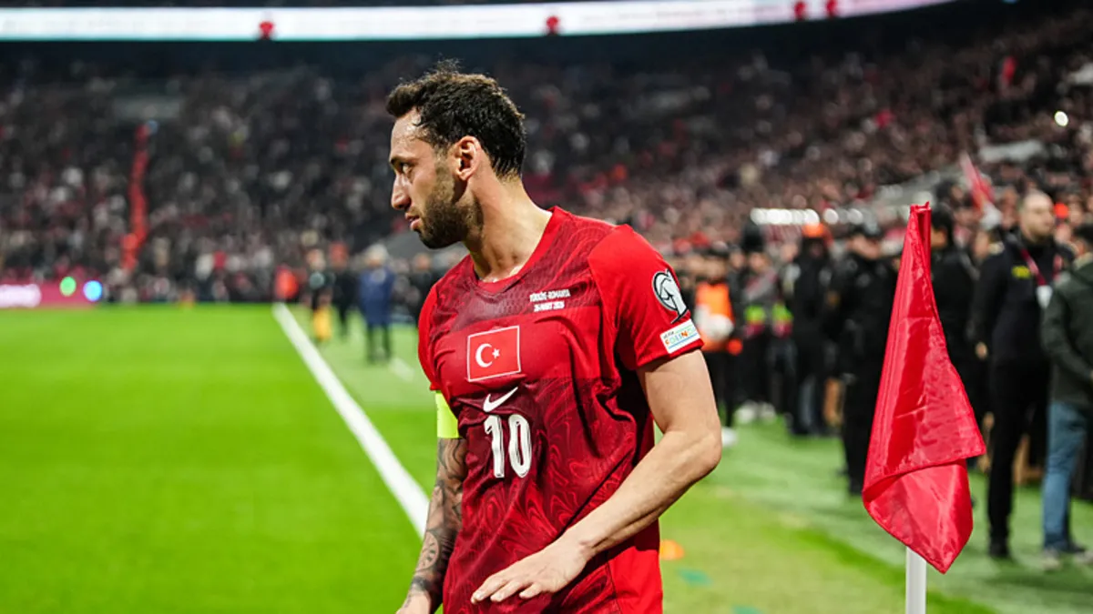 Hakan Çalhanoğlu: Kim gelirse gelsin!