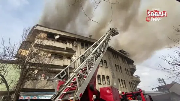 Sakarya’da korkutan yangın: 4 katlı binanın çatısı alev alev yandı | Video