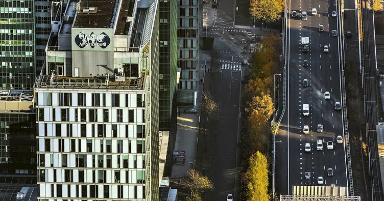 Hollanda’daki Rus Bankası iflas etti