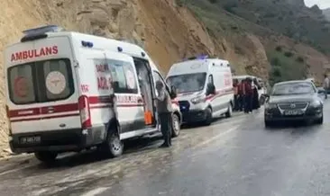 Hakkari'de kaza: 6 yaralı #sirnak