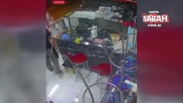 Fatih'te cep telefonu çalan şüpheliyi gece bekçileri yakaladı | Video