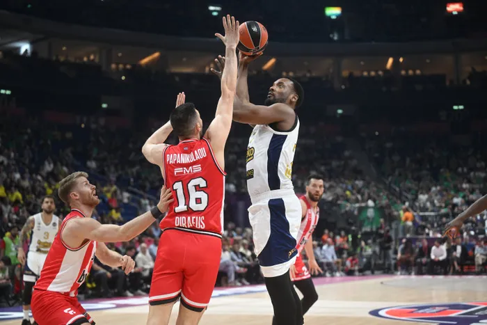 fenerbahce-beko-euroleaguede-4-oldu-1716747618746.jpg