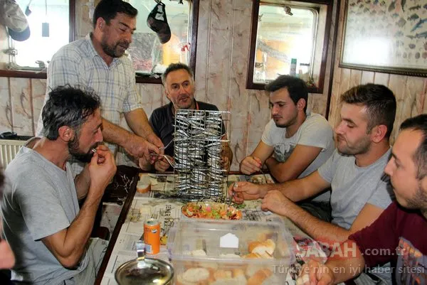 Hamsinin en tazesini onlar yiyor