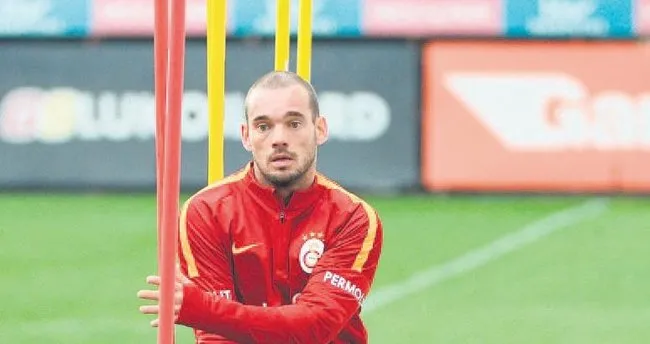 Sneijder ikinci yarıya...