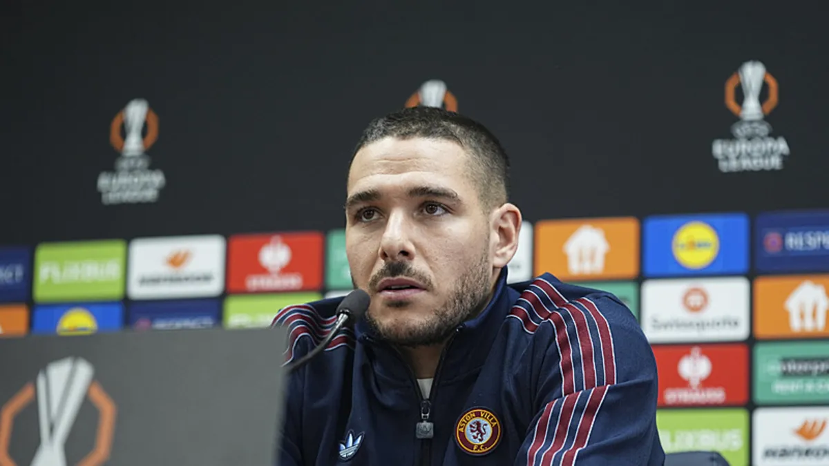 Emiliano Buendia’dan Marco Asensio cevabı! Emiliano Buendia’dan Marco Asensio cevabı!