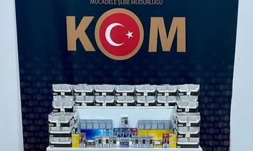 Kars merkezli eş zamanlı dev operasyon: Binlerce makaron ve kaçak sigara ele geçirildi! #kars