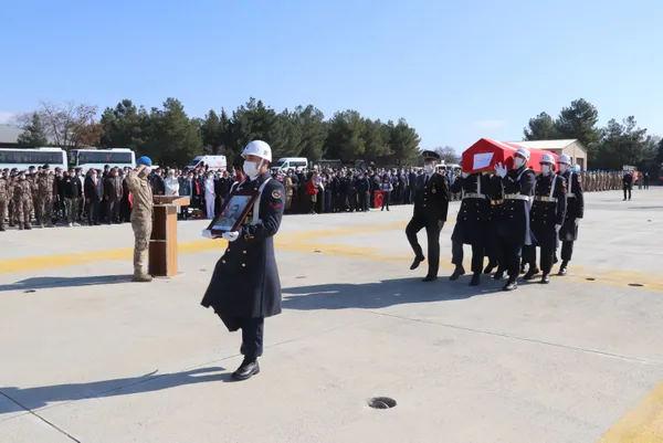 Son dakika | Türkiye, PKK'lı teröristlerin katlettiği Gara şehitlerini uğurluyor