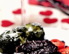 Zeytin Soslu ve Patates Mücverli Bonfile