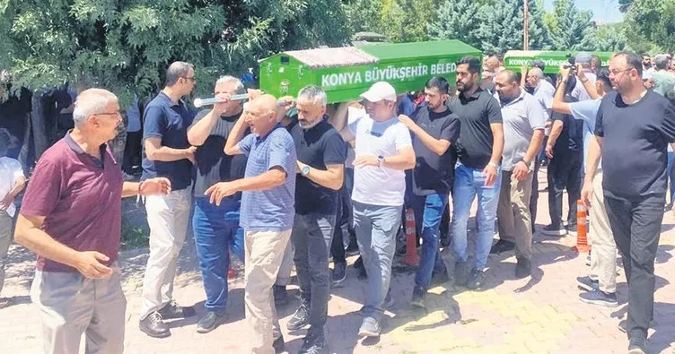 Kaza kurbanı 5 kişi dualarla uğurlandı