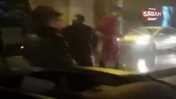İstanbul'da ters yönden gelerek kazaya karışan araç sürücüsüne meydan dayağı kamerada