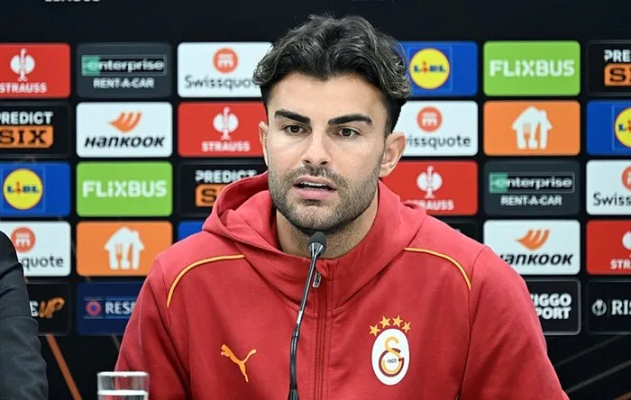 az-alkmaar-galatasaray-maci-oncesi-okan-buruktan-ziyech-icin-flas-yorum-1732739324597.jpeg