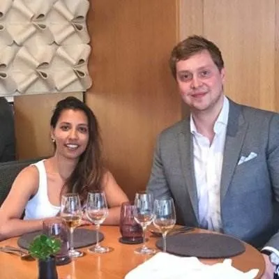 Uçak düşerken evlilik teklif etti