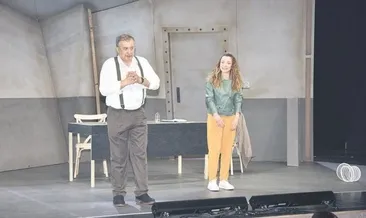 Oyun galasına ünlü akını