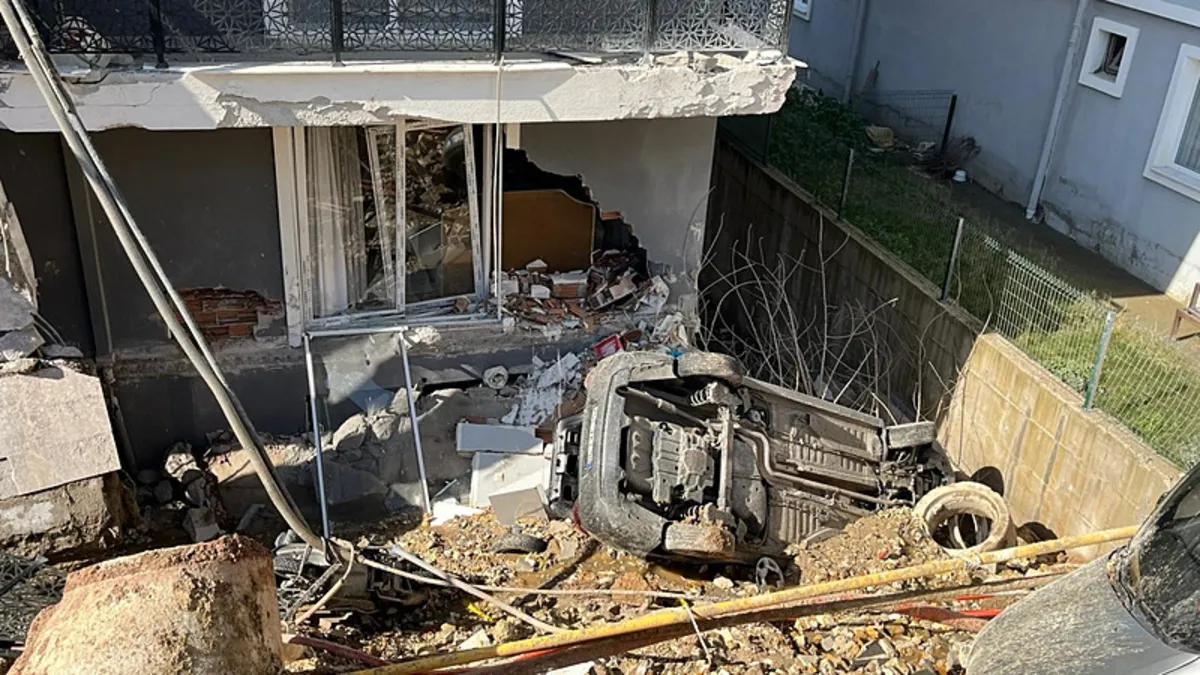 İzmir Menemen'de istinat duvarının çöktüğü olayda müteahhit gözaltına alındı