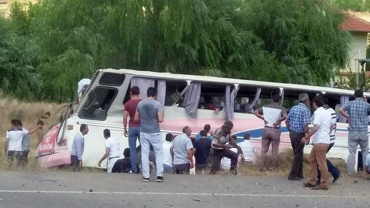 Kayseri’de otobüs devrildi: Çok sayıda yarlı var!