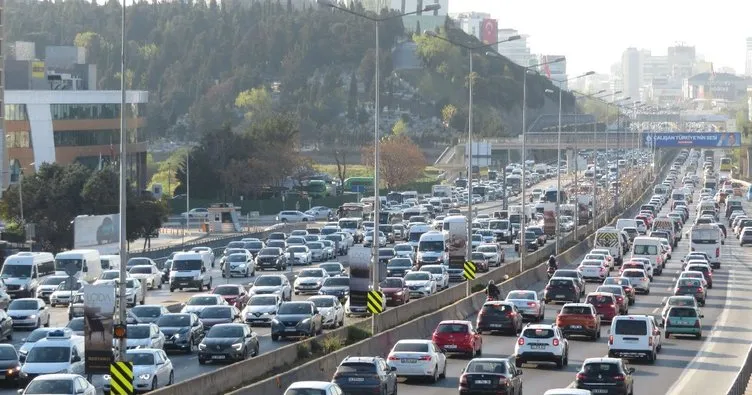 İstanbul’da trafik yoğunluğu yüzde 90’a ulaştı