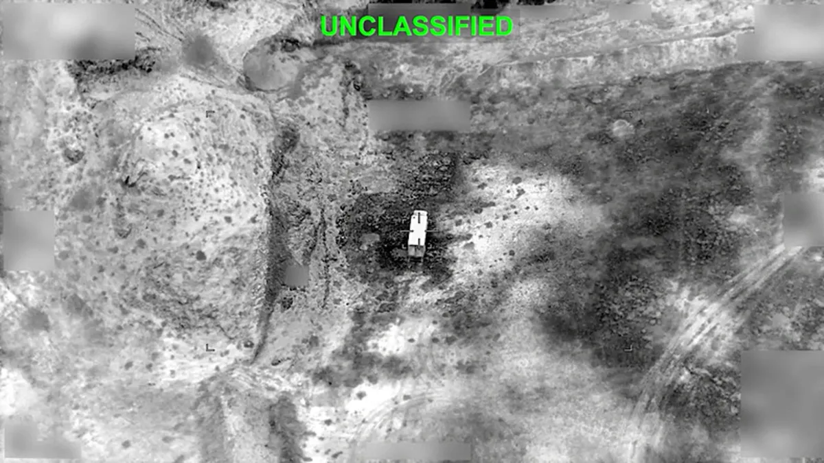 ABD ordusunun Hürmüz Boğazı'nda İran'ın askeri hedeflerine yönelik operasyonunu gösteren temsili görsel.