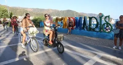 Marmaris’te Süslü Kadınlar Bisiklet Turu düzenlendi