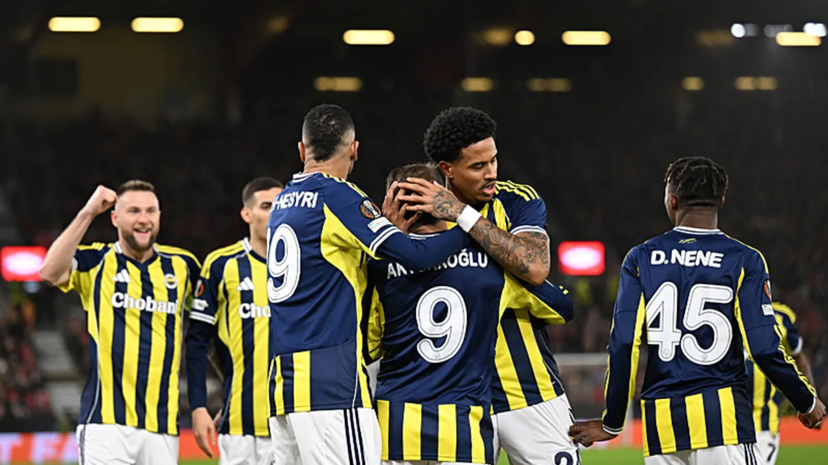 UEFA Avrupa Ligi’nde güncel puan durumu! Fenerbahçe ilk 8 umudunu sürdürdü… – Galeri UEFA Avrupa Ligi’nde güncel puan durumu! Fenerbahçe ilk 8 umudunu sürdürdü… – Galeri