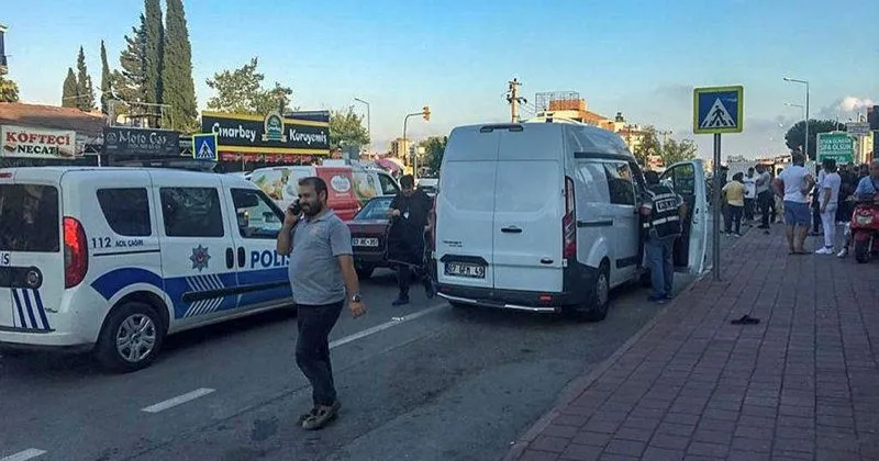 Antalya Da Bicakli Kavga 1 Olu 6 Yarali En Son Haber