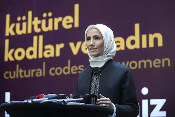 kadem-vakfi-mutevelli-heyeti-baskani-sumeyye-erdogan-sabaha-konustu-ozel-sektorde-basortusu-sorununu-anayasa-c-1667707055957.jpg KADEM Vakfı Mütevelli Heyeti Başkanı Sümeyye Erdoğan, SABAH'a konuştu: Özel sektörde başörtüsü sorununu anayasa çözer