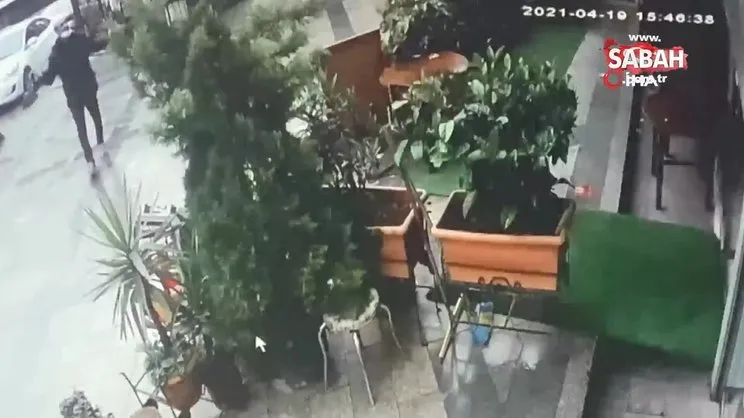 İstanbul’da gasp şüphelisi, polis baskınından kaçarken damdan böyle düştü | Video