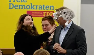 Lindner’e bu kez tıraş kremli saldırı