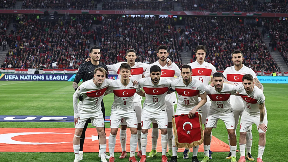 A Milli Futbol Takımı, FIFA dünya sıralamasında bir basamak yükseldi A Milli Futbol Takımı, FIFA dünya sıralamasında bir basamak yükseldi