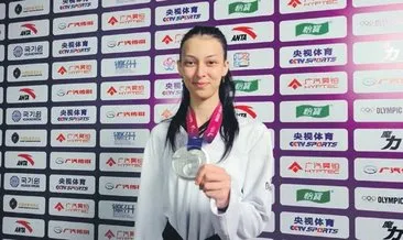 Sakat sakat yarıştı dünya 2.’si oldu