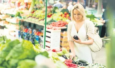 Şifa, pazardaki sebzelerde