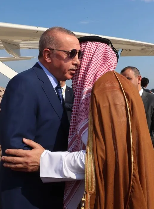 Başkan Erdoğan Katar'a indi! İşte Erdoğan'a yapılan karşılamadan görüntüler