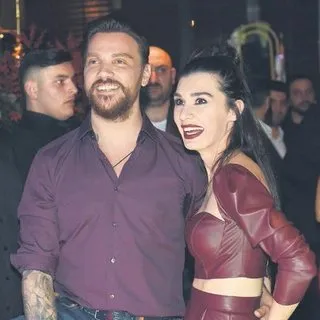 Demet Akalın'dan Sinan Akçıl'a yanıt: Bizimle uğraşma sen git çocuk yap!