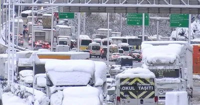 26 Ocak TEM otoyolu açıldı mı, şuan D-100 ve TEM trafiğe açık mı? İstanbul canlı trafik haritası ile E-5, D-100, TEM otoyolu son durum