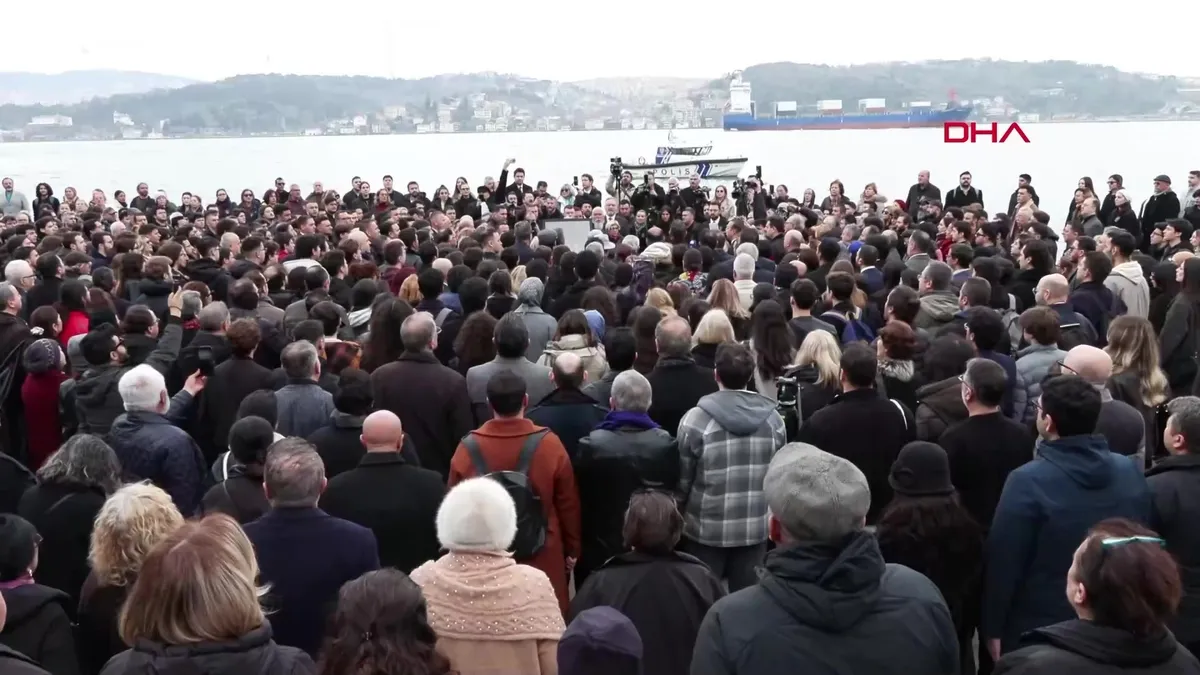 İlber Ortaylı için Galatasaray Üniversite’sinde tören düzenleniyor | Video videosunu izle İlber Ortaylı için Galatasaray Üniversite’sinde tören düzenleniyor | Video videosunu izle